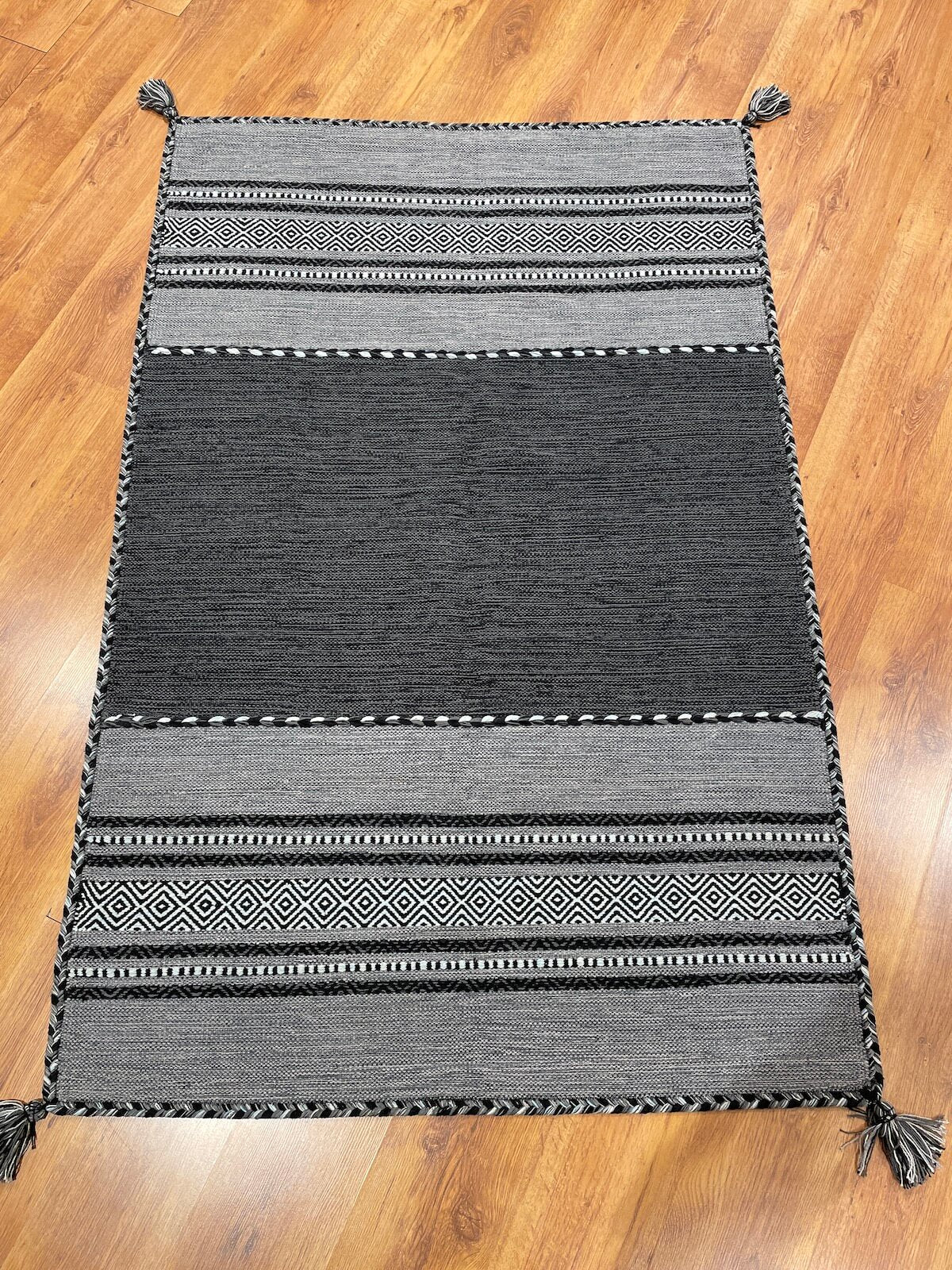 Iskandinav Kilim 01 Gray – 120X180 by Camel Carpet