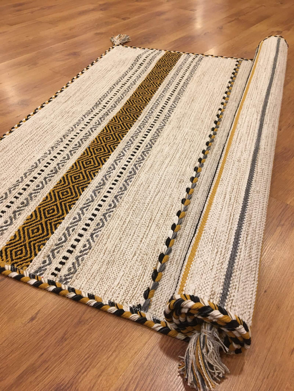 Iskandinav Kilim 03 Fildisi – 120X180 by Camel Carpet