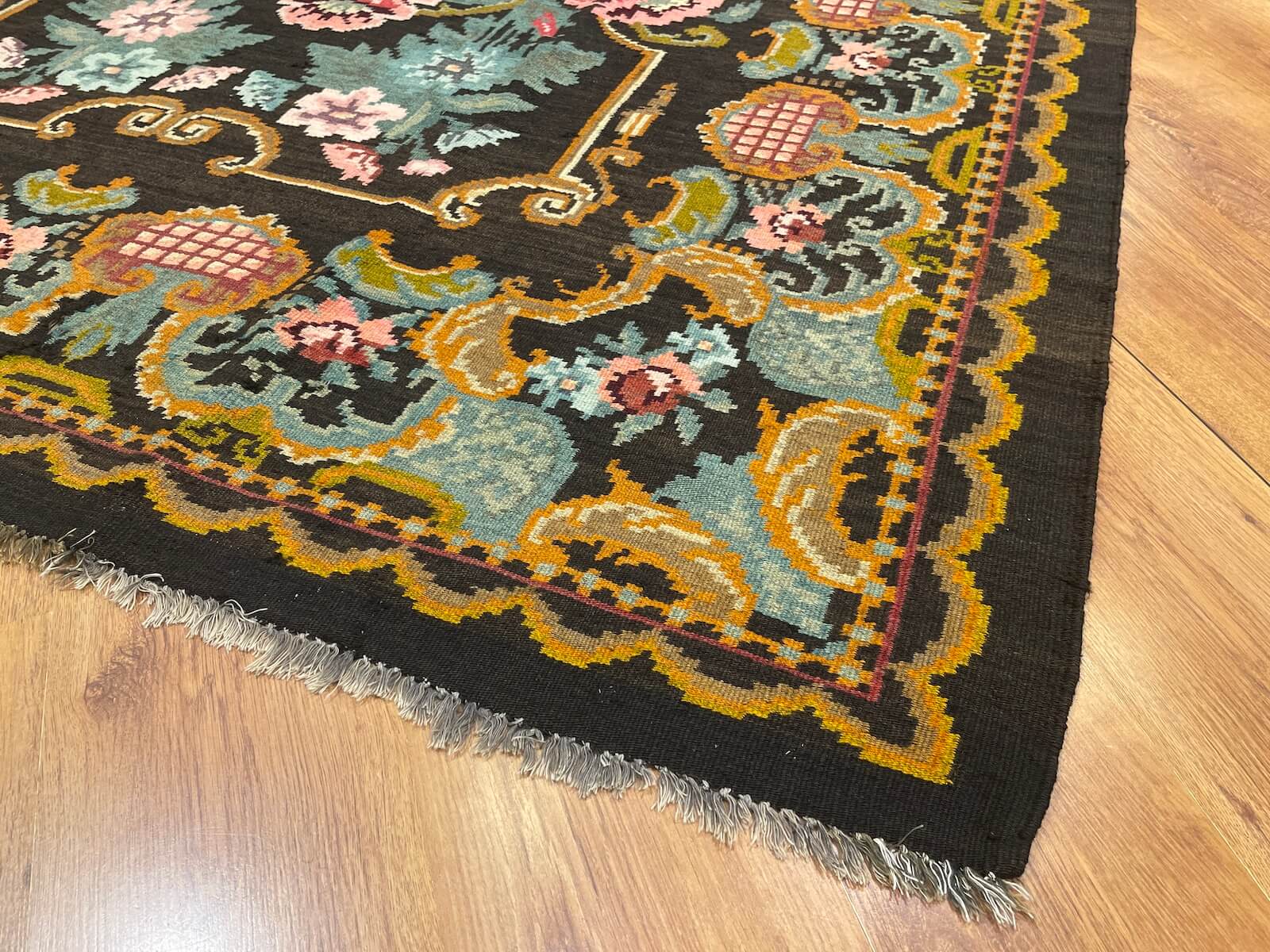 Original Eski Karabag Handwoven Kilim – 187X248 by Camel Carpet