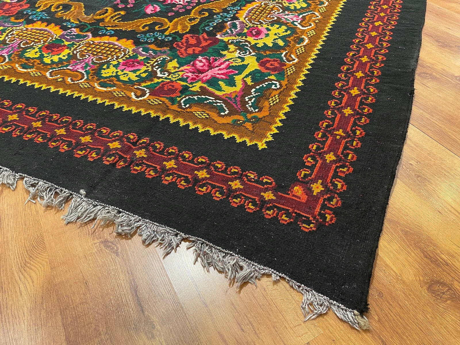 Original Eski Karabag Handwoven Kilim – 257X363 by Camel Carpet