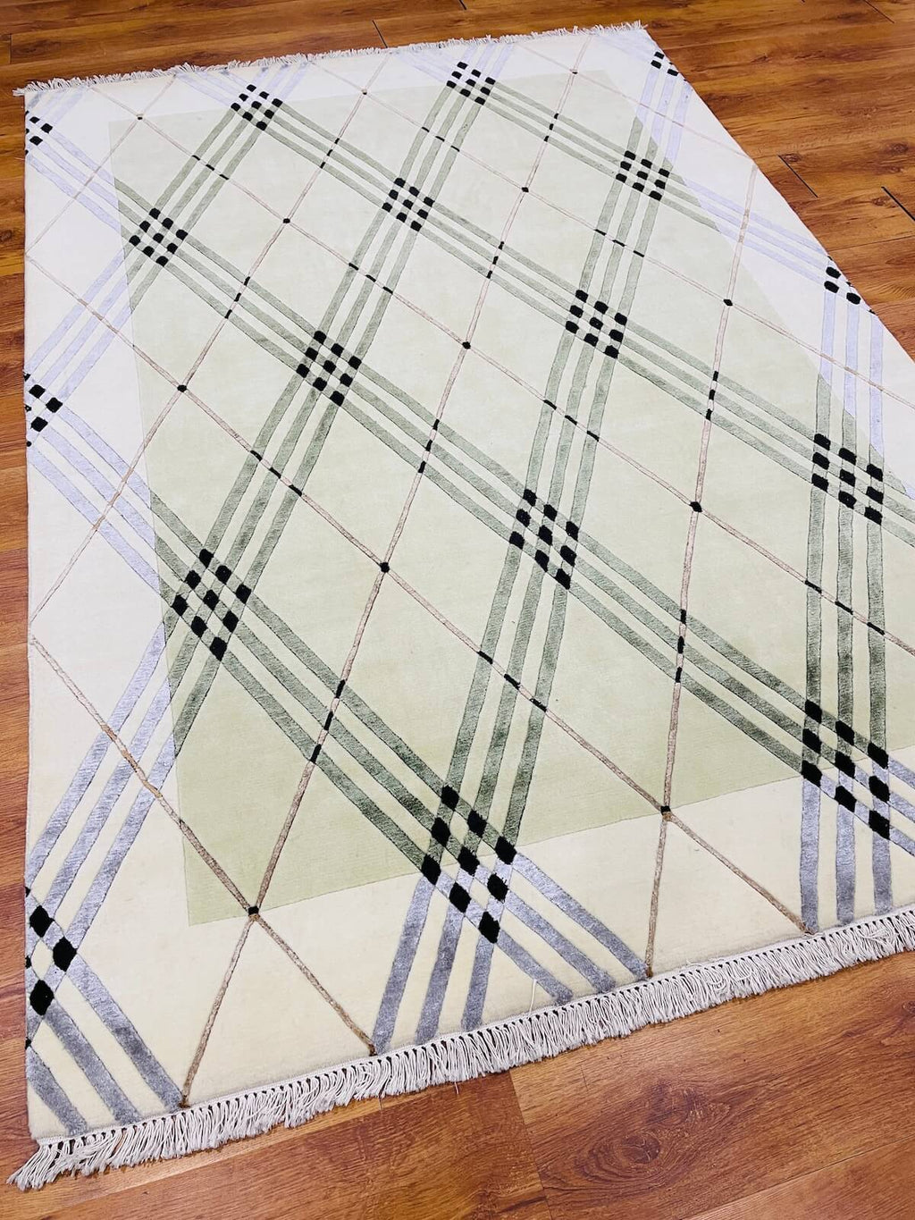 London Series Nepal Handwoven Rug – 171X243 by Camel Carpet