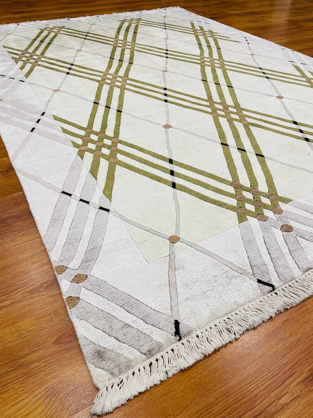 London Series Nepal Handwoven Rug – 171X243 by Camel Carpet