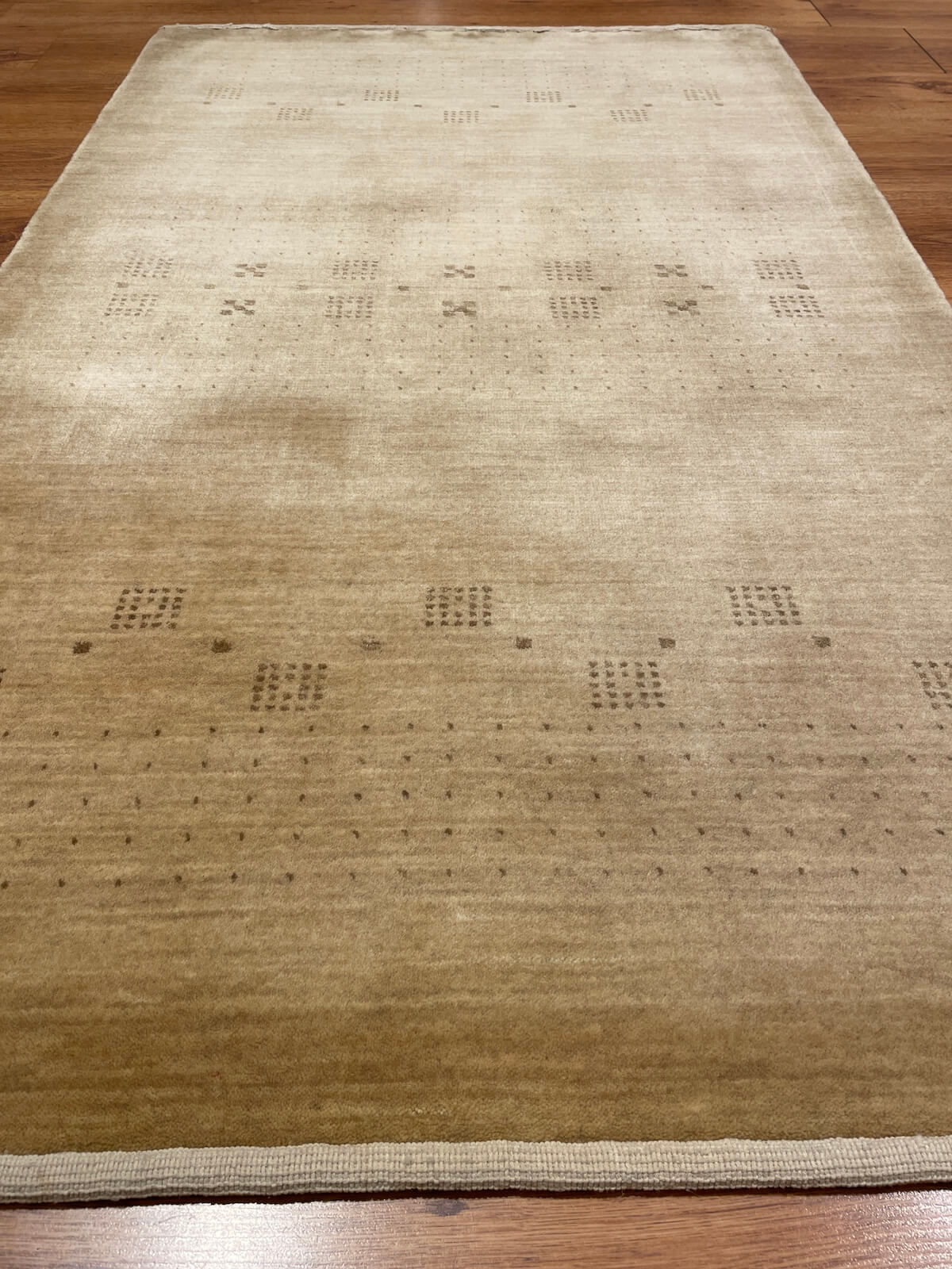 Lori Handwoven Bej Wool Rug – 063916 by Camel Carpet