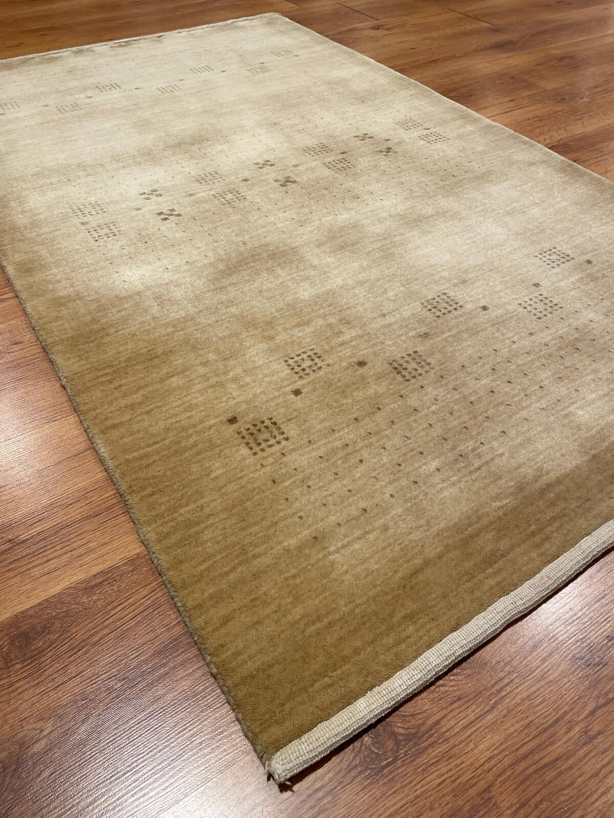 Lori Handwoven Bej Wool Rug – 063916 by Camel Carpet