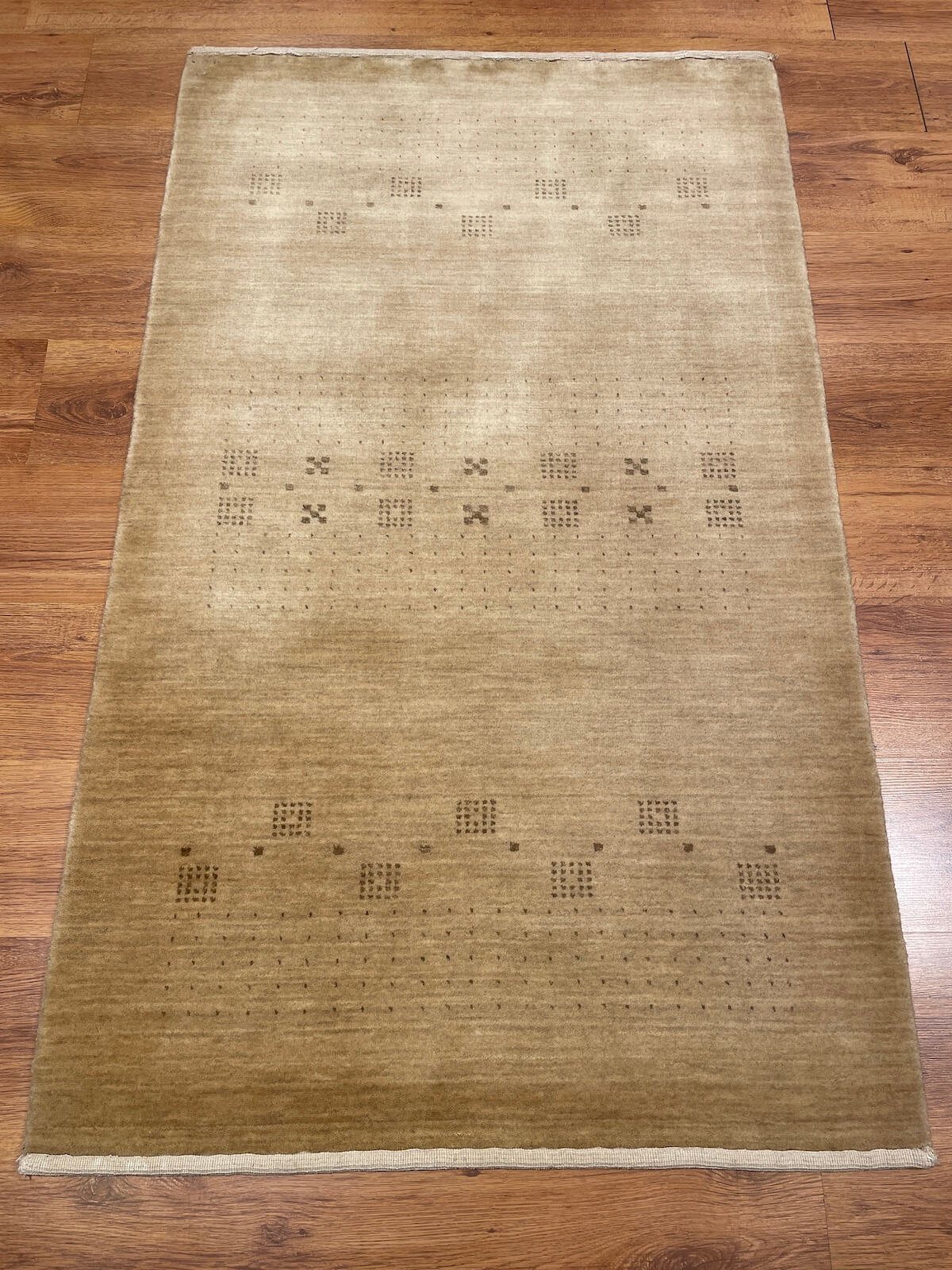 Lori Handwoven Bej Wool Rug – 063916 by Camel Carpet