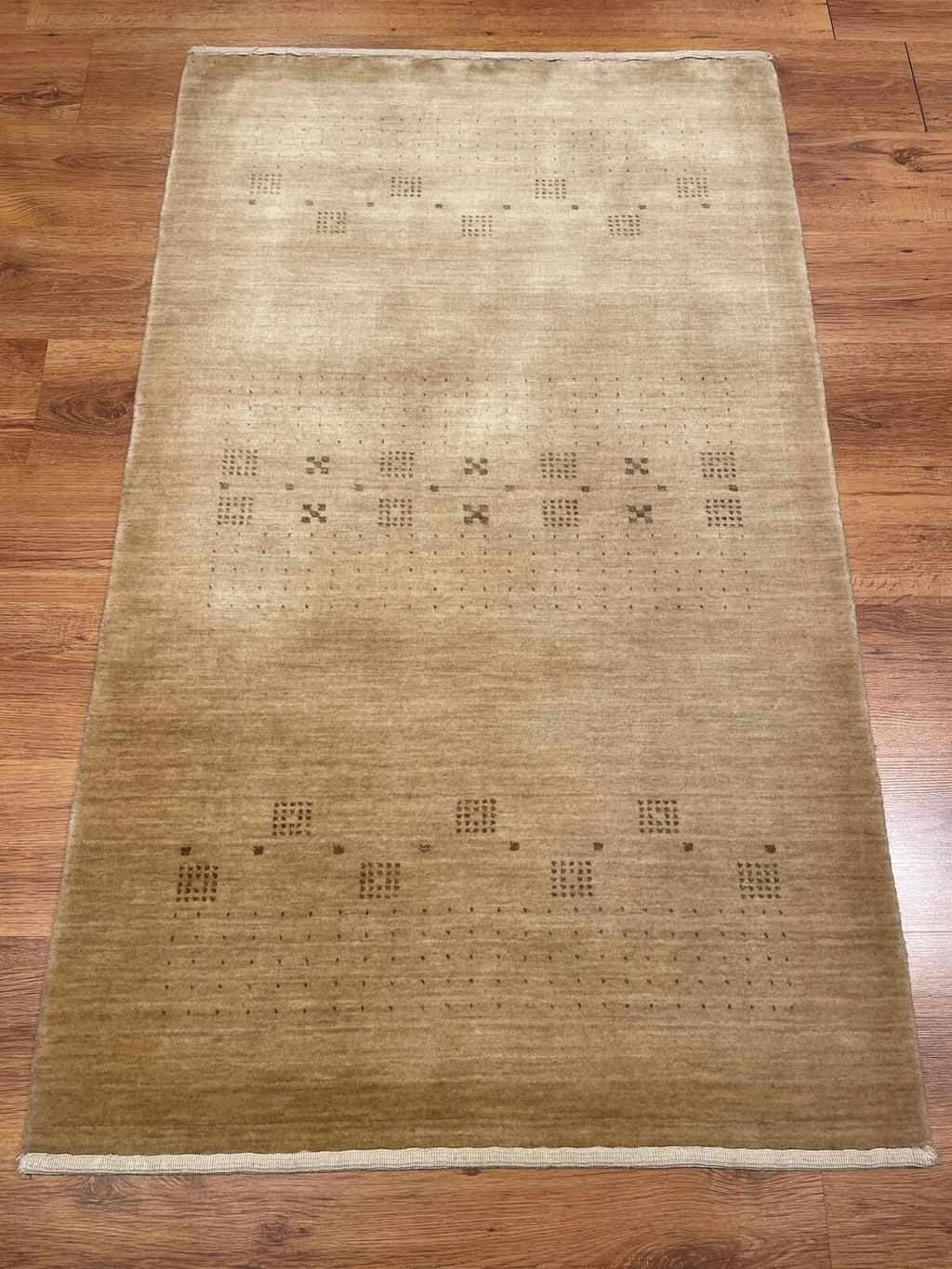 Lori Handwoven Bej Wool Rug – 063916 by Camel Carpet