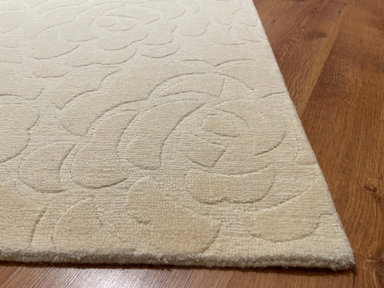 Lori Handwoven Cream Wool Rug by Camel Carpet