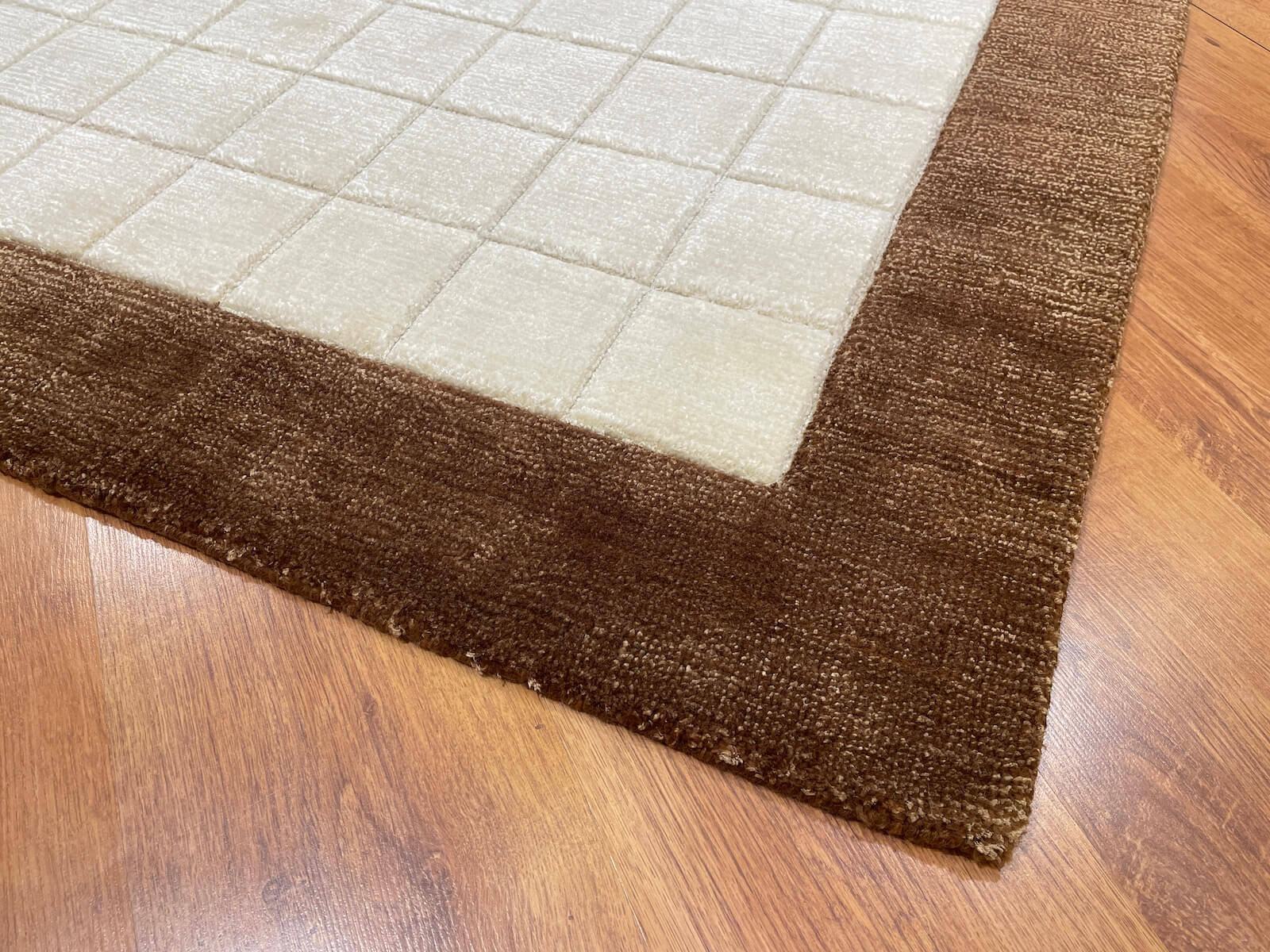 Lori Handwoven Cream Brown Wool Rug by Camel Carpet