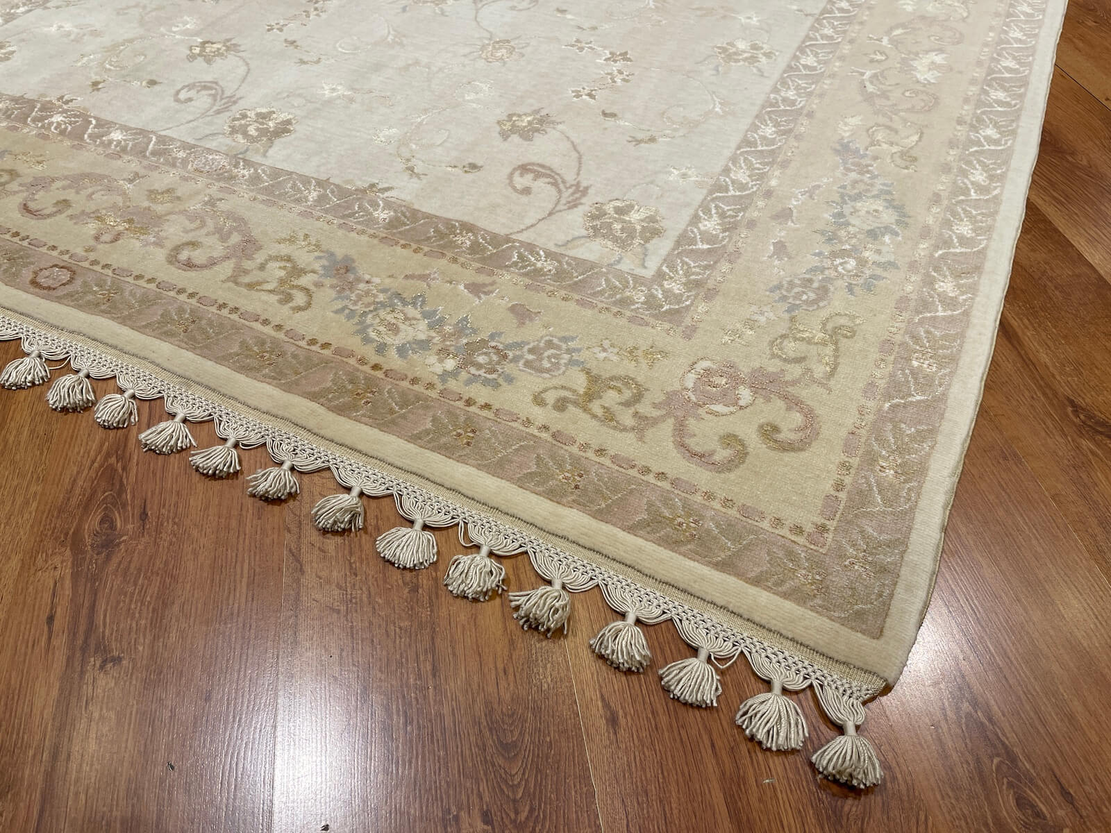 Mahidevran Silk-Blend Usak Handwoven Rug – 173X230 by Camel Carpet