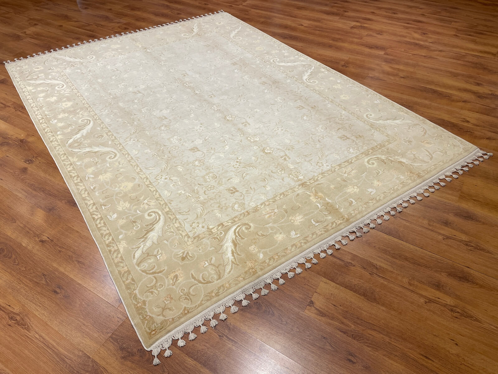 Mahidevran Silk-Blend Usak Handwoven Rug – 033226 by Camel Carpet