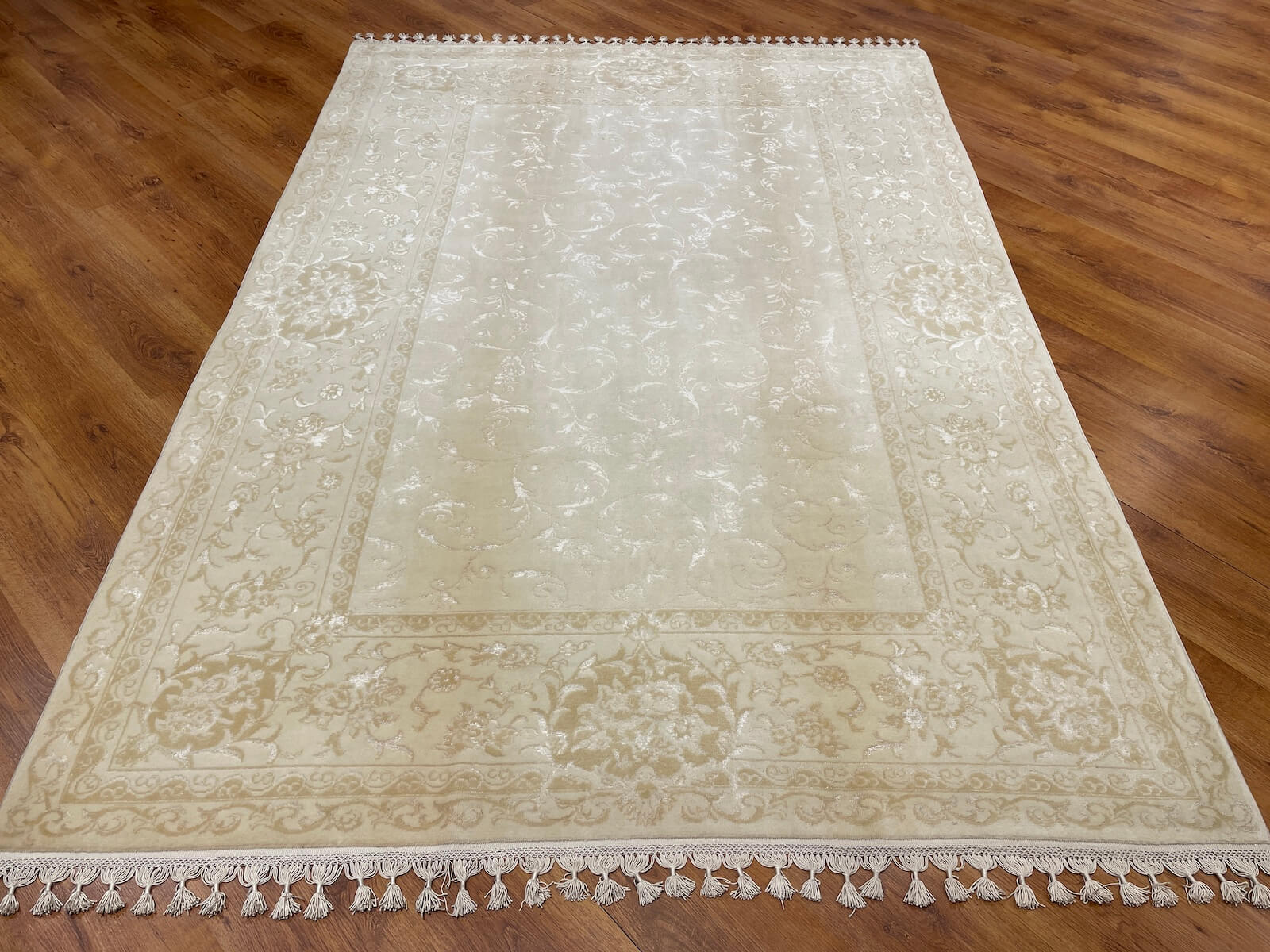 Mahidevran Silk-Blend Usak Handwoven Rug – 033227 by Camel Carpet