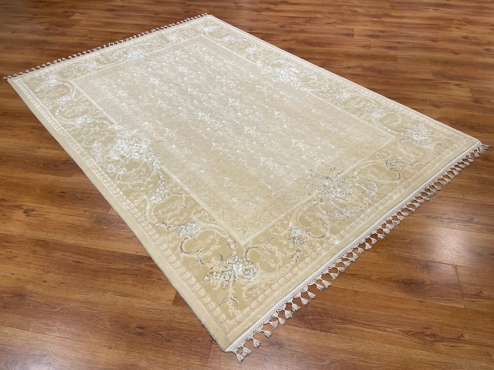 Mahidevran Silk-Blend Usak Handwoven Rug – 033835 by Camel Carpet