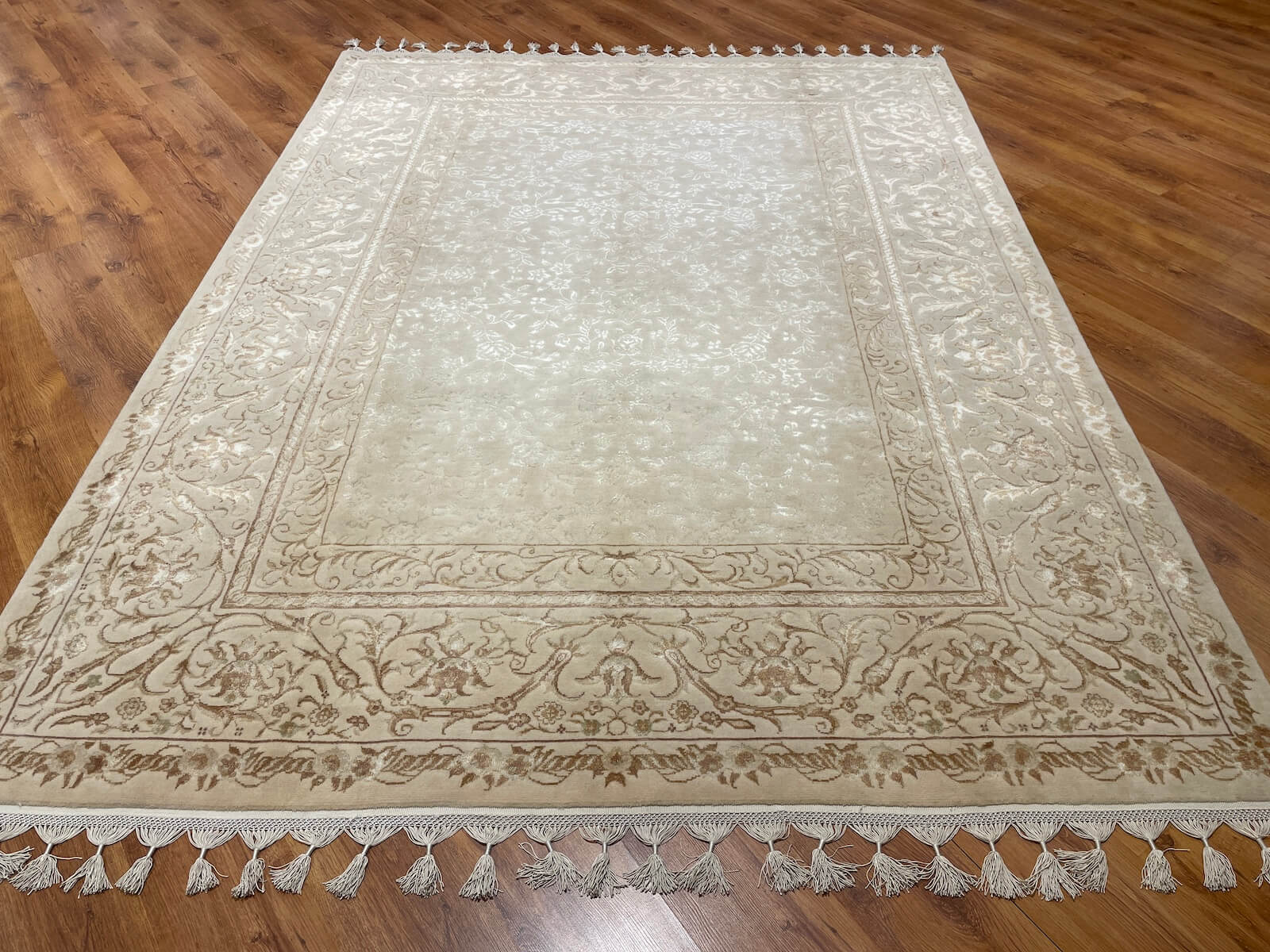 Mahidevran Silk-Blend Usak Handwoven Rug – 061436 by Camel Carpet