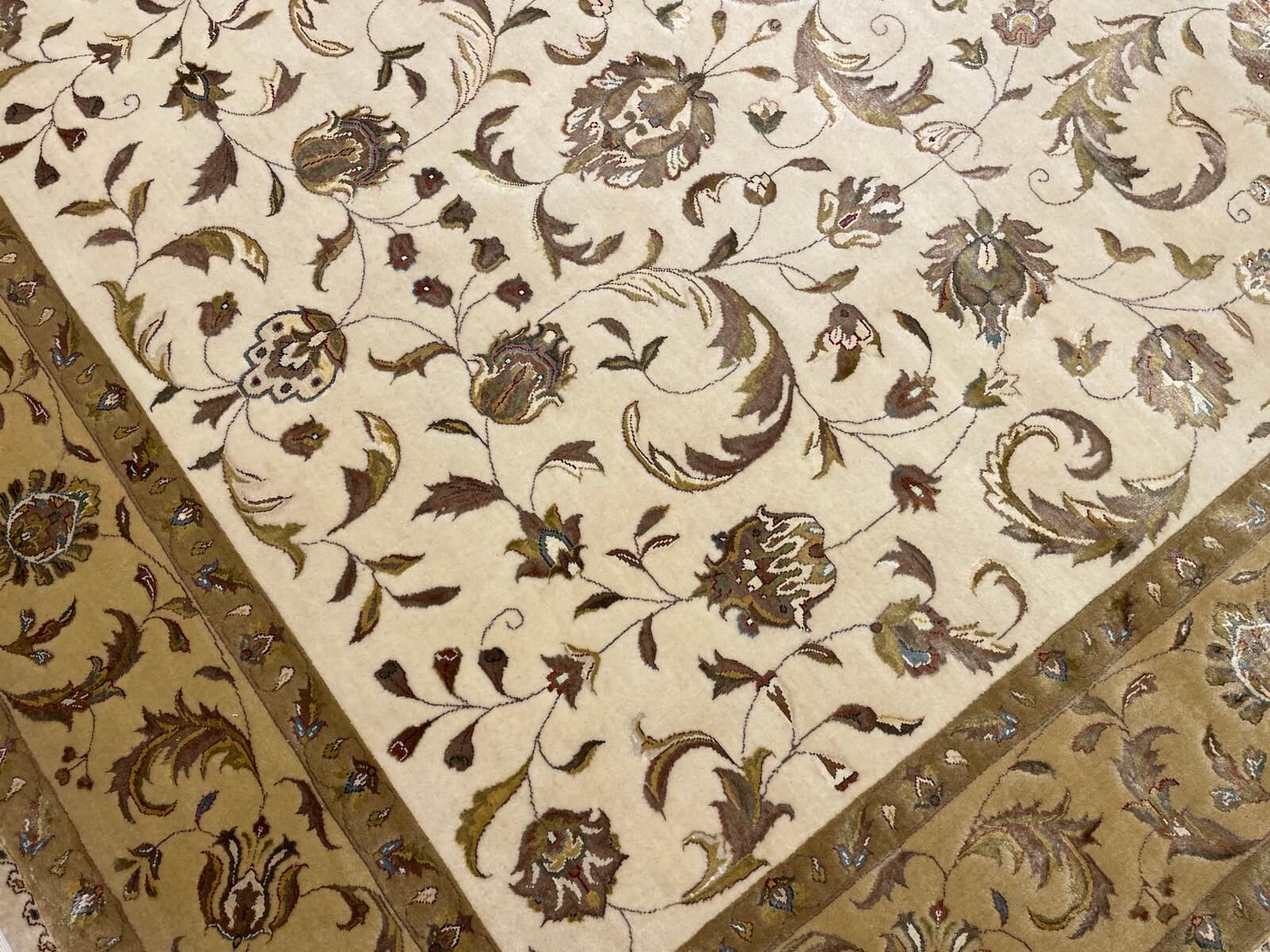 Nazende Silk-Blend Usak Handwoven Rug by Camel Carpet