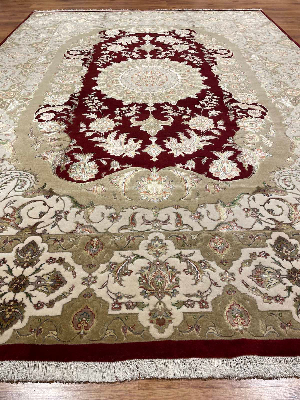 Nazende Silk-Blend Usak Handwoven Rug – 073791 by Camel Carpet