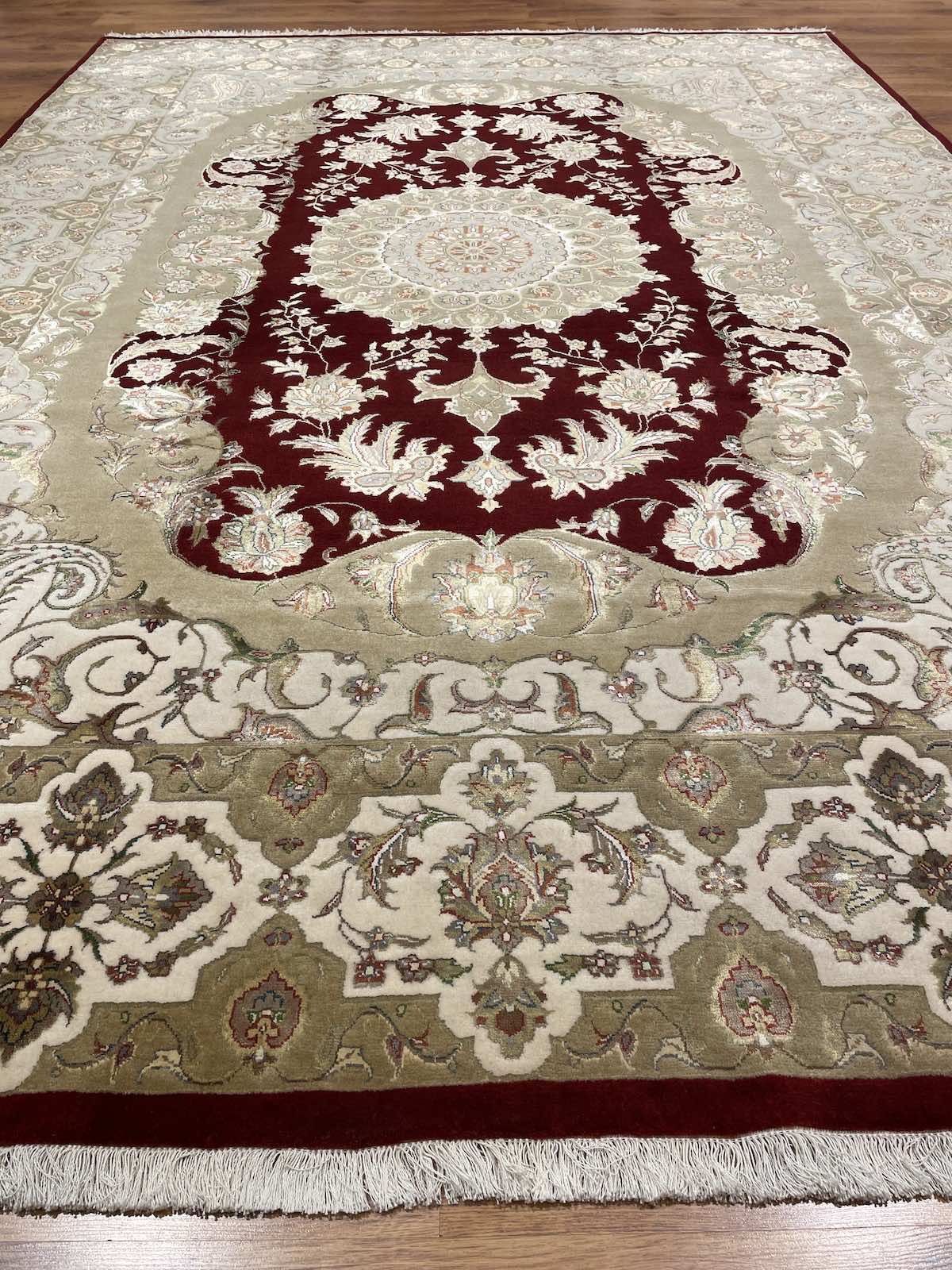 Nazende Silk-Blend Usak Handwoven Rug – 073791 by Camel Carpet