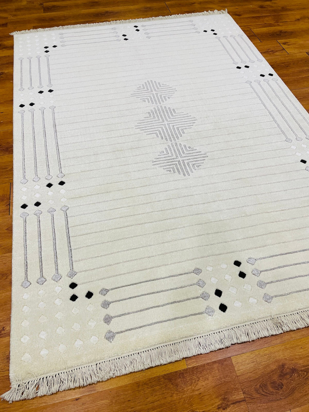 Himalaya Series Nepal Handwoven Rug by Camel Carpet