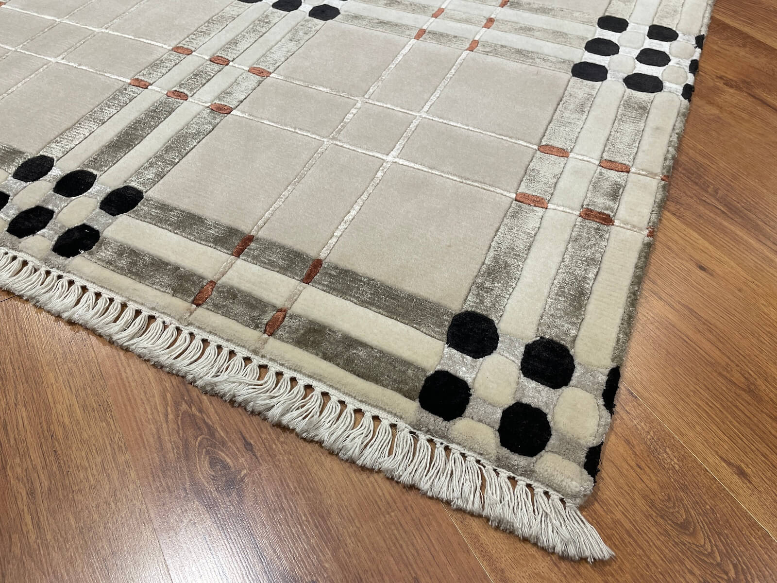 London Series Nepal Handwoven Rug by Camel Carpet