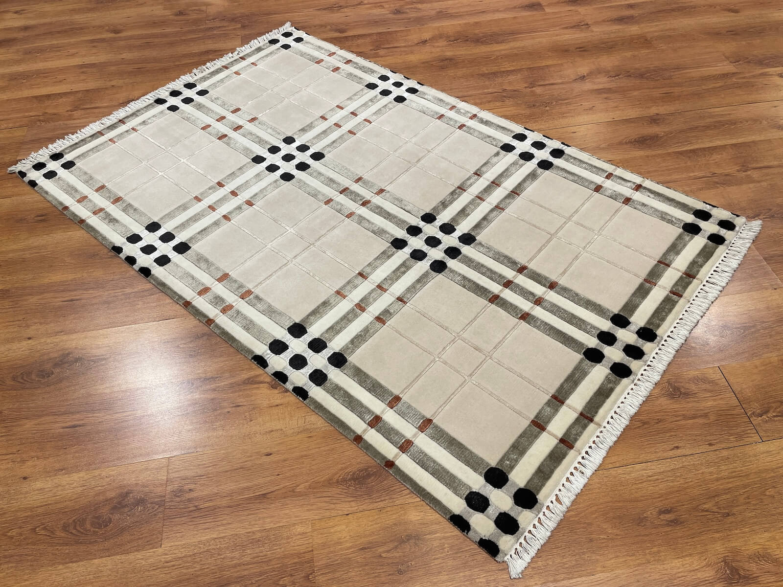 London Series Nepal Handwoven Rug by Camel Carpet