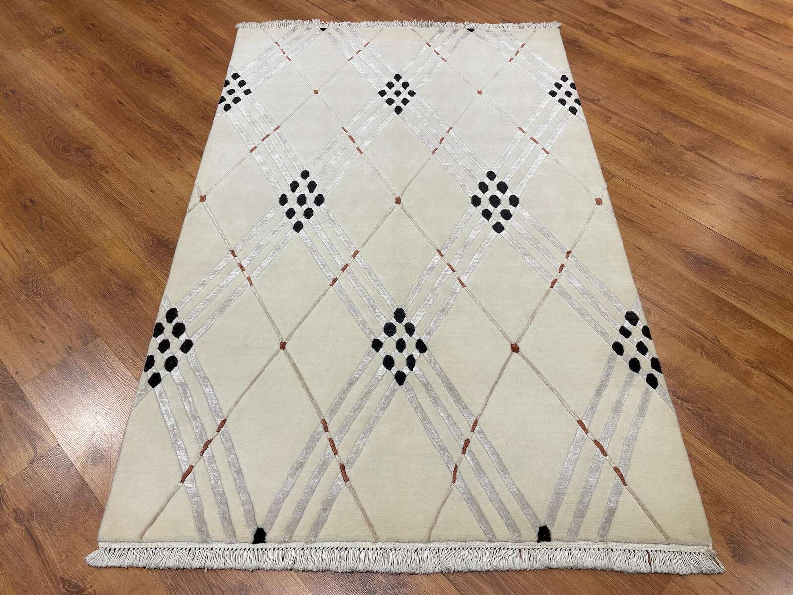 London Series Nepal Handwoven Rug by Camel Carpet
