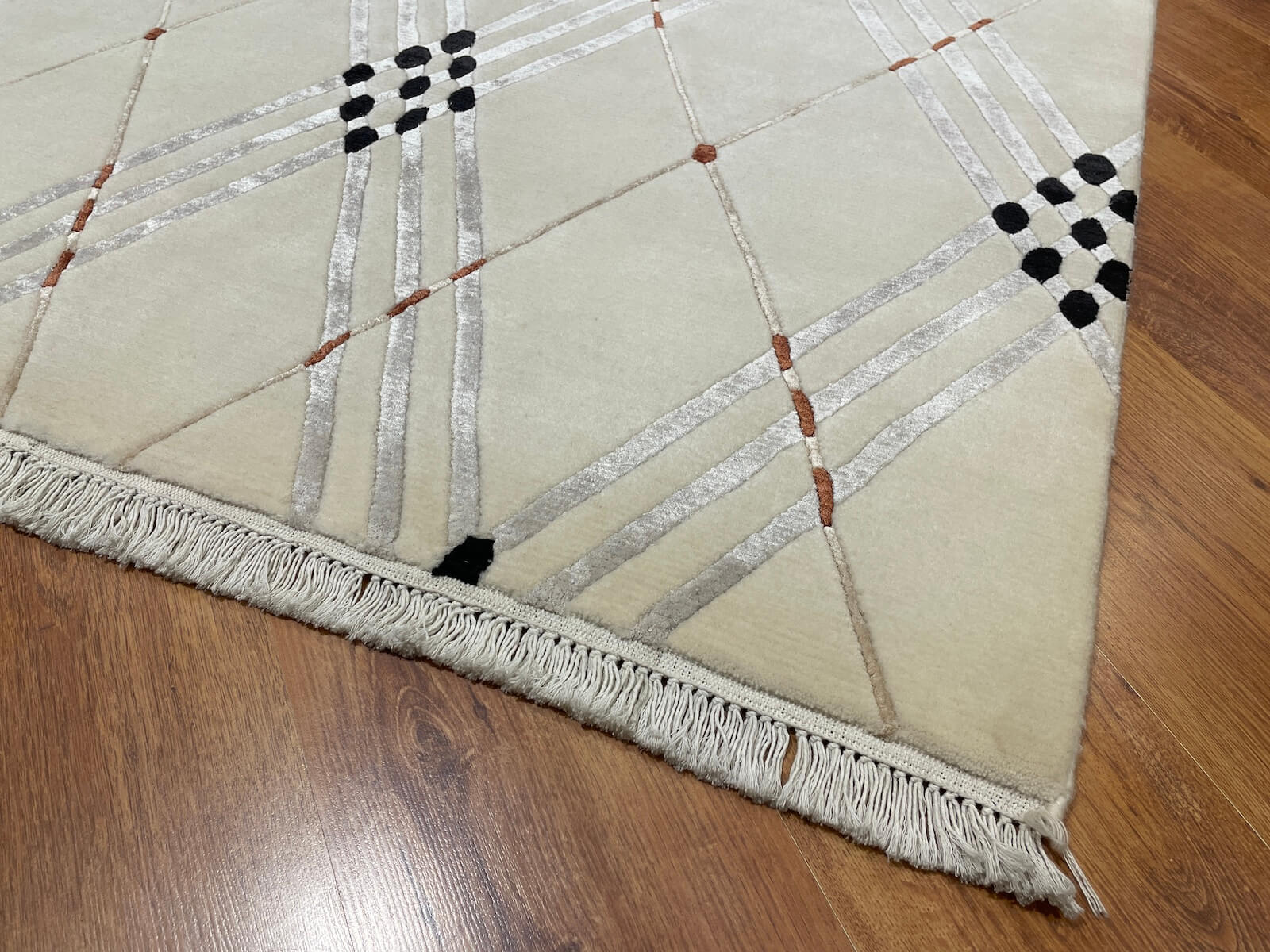London Series Nepal Handwoven Rug by Camel Carpet