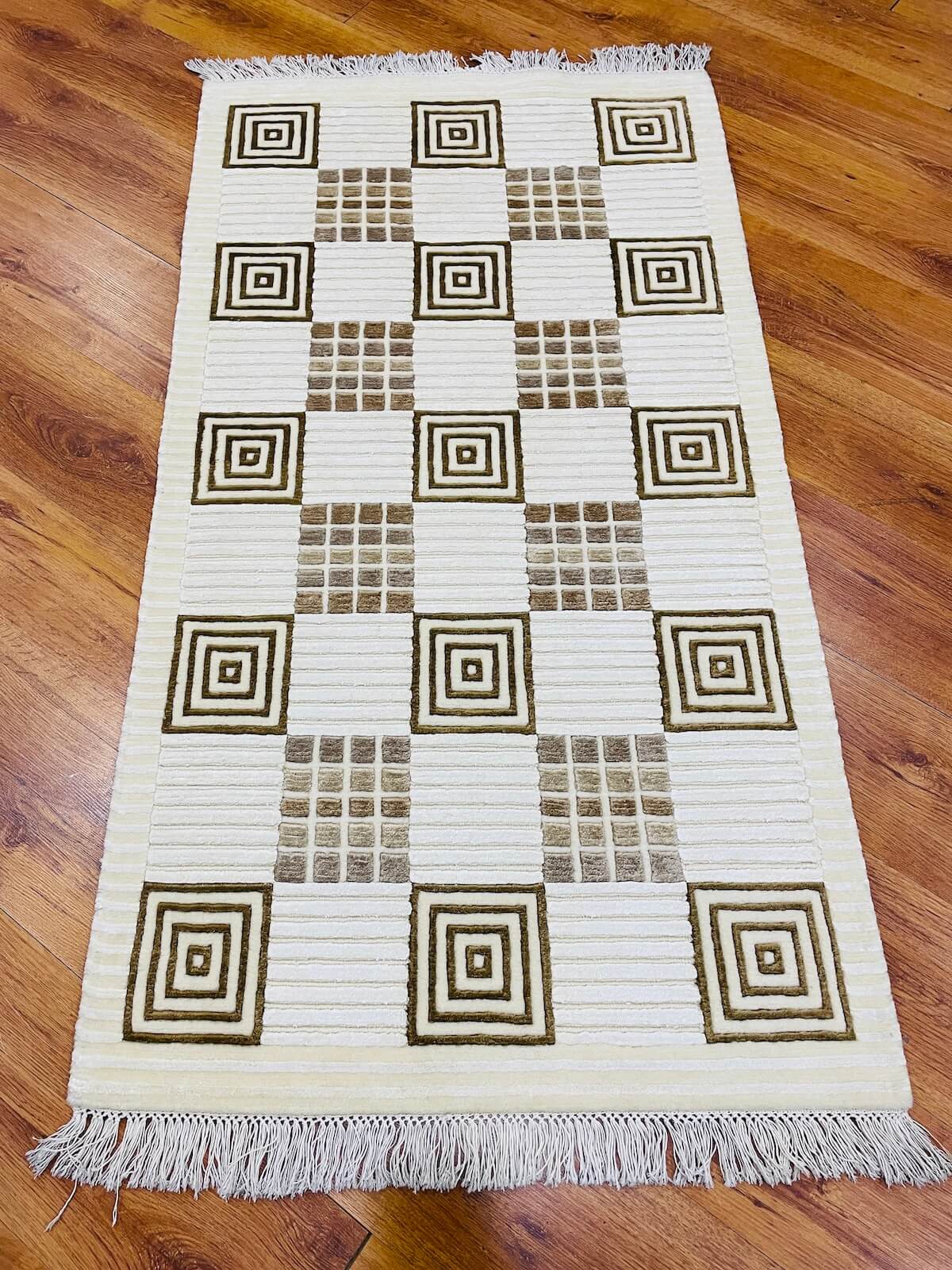 Himalaya Series Nepal Handwoven Rug by Camel Carpet