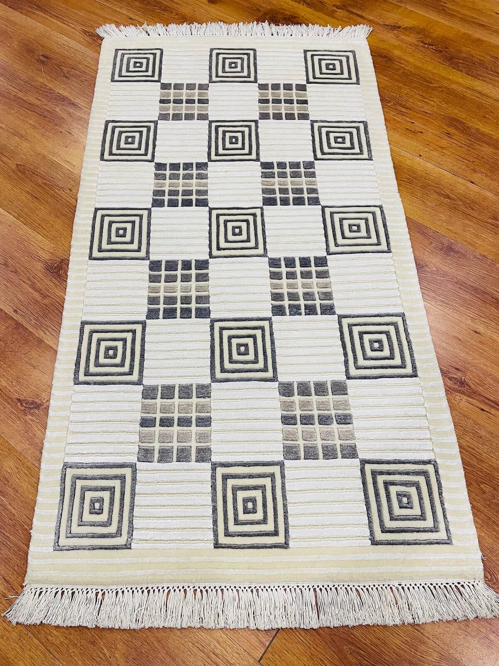 Himalaya Series Nepal Handwoven Rug by Camel Carpet
