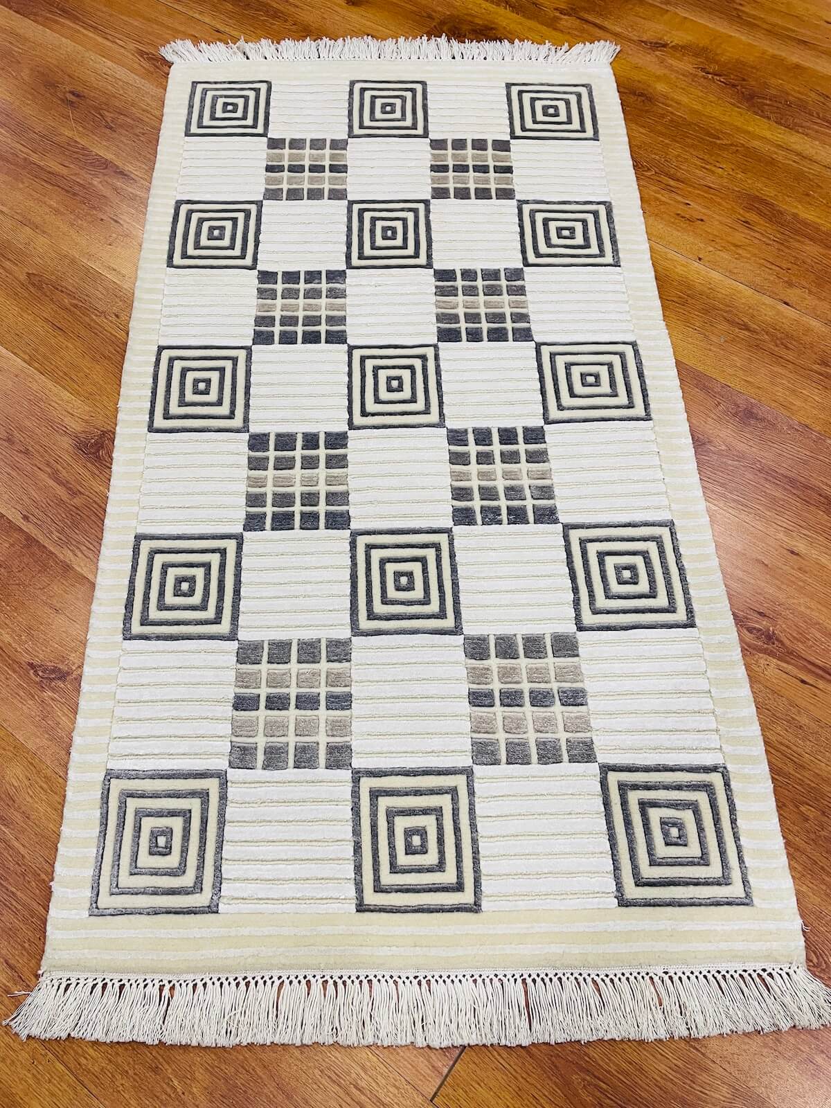 Himalaya Series Nepal Handwoven Rug by Camel Carpet