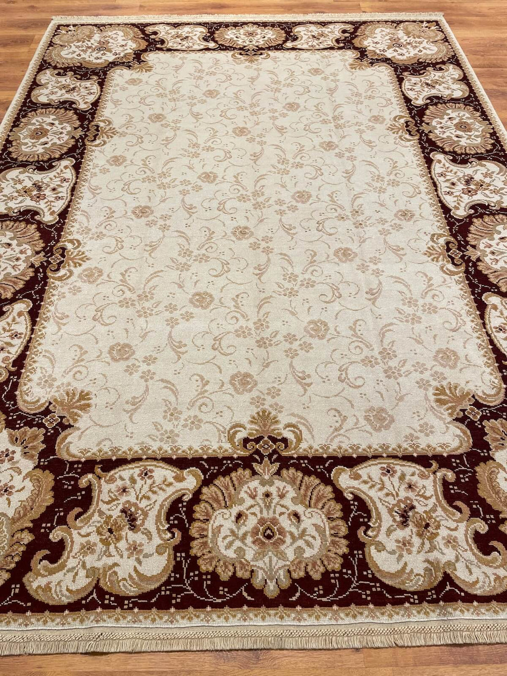 Ottoman Usak Handwoven Rug – 084584 by Camel Carpet