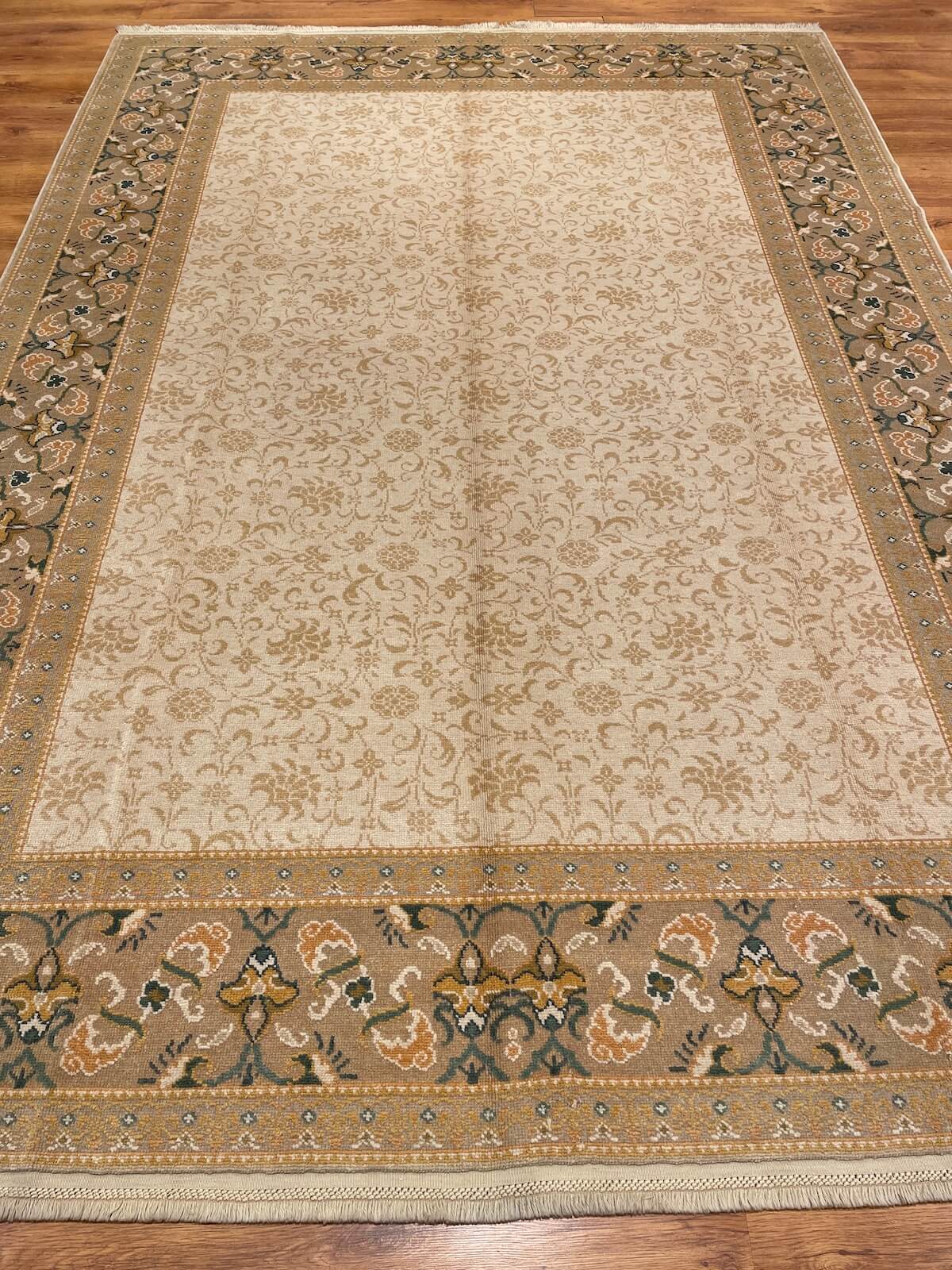 Ottoman Usak Handwoven Rug – 084585 by Camel Carpet