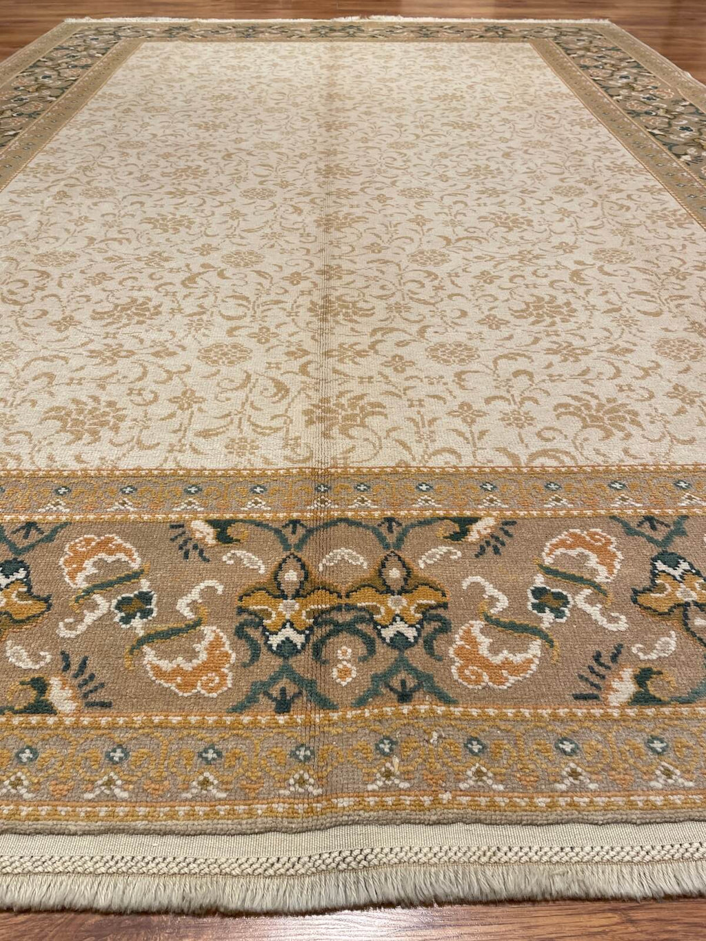 Ottoman Usak Handwoven Rug – 084585 by Camel Carpet