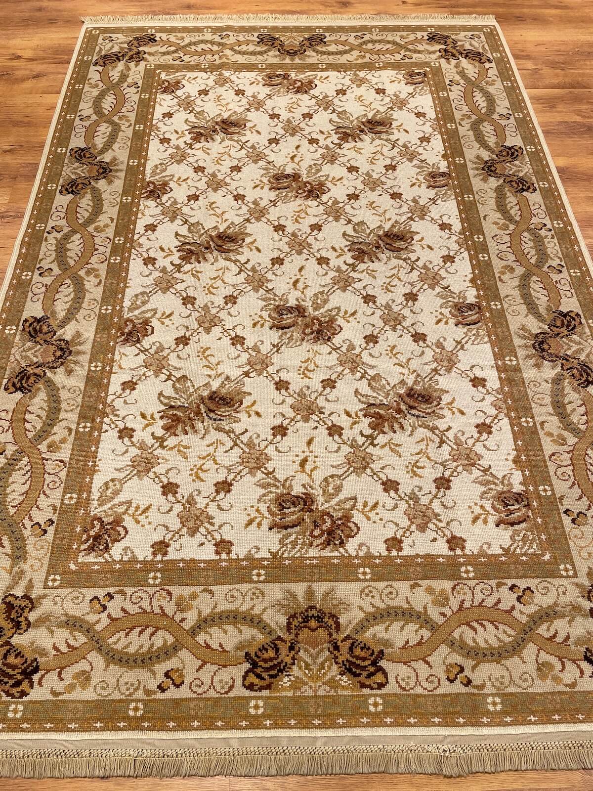 Ottoman Usak Handwoven Rug – 084589 by Camel Carpet