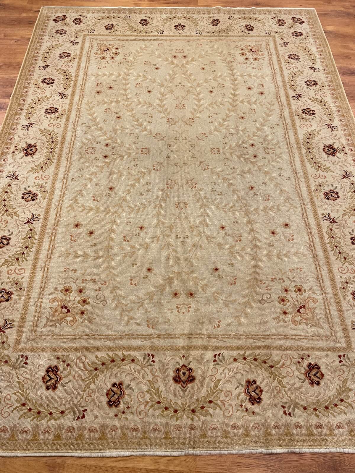 Ottoman Usak Handwoven Rug – 084590 by Camel Carpet