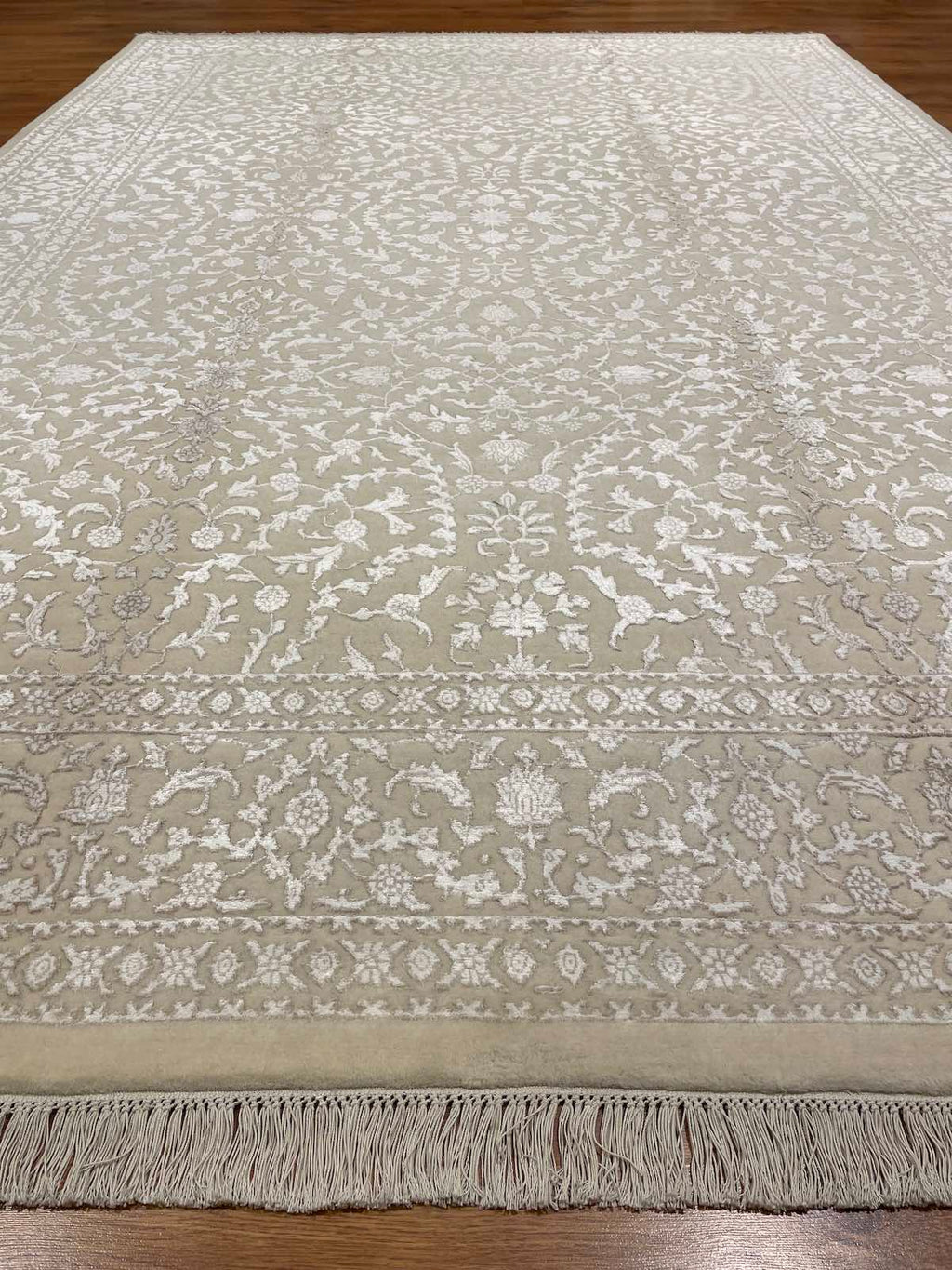 Pelas Silk-Blend Usak Handwoven Rug – 081015 by Camel Carpet