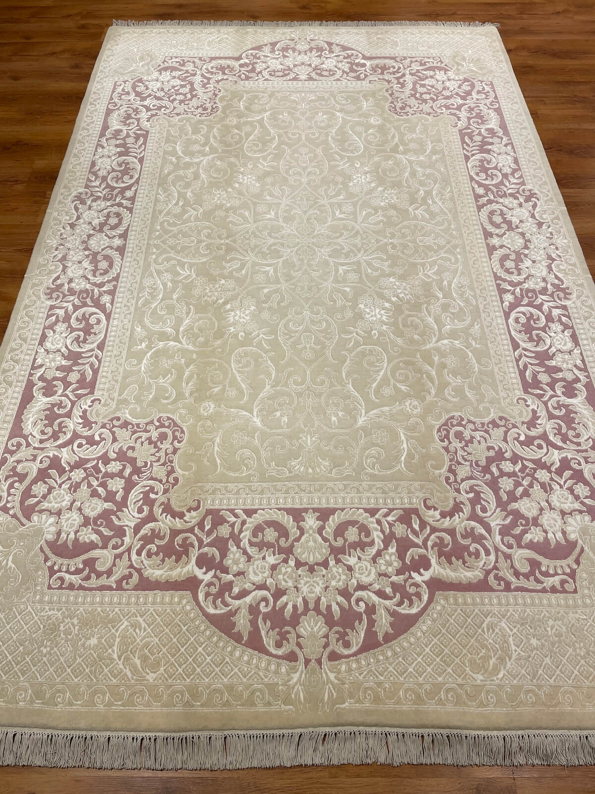 Pelas Silk-Blend Usak Handwoven Rug – 081018 by Camel Carpet