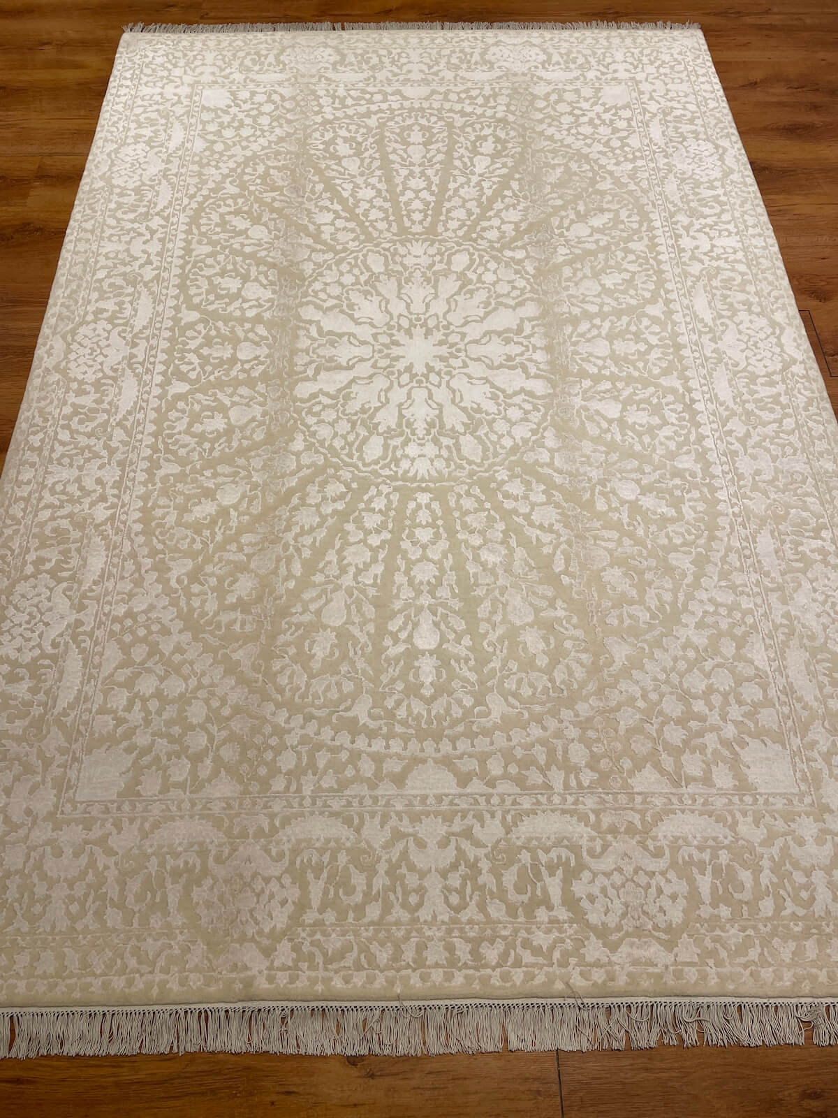 Pelas Silk-Blend Usak Handwoven Rug – 081029 by Camel Carpet