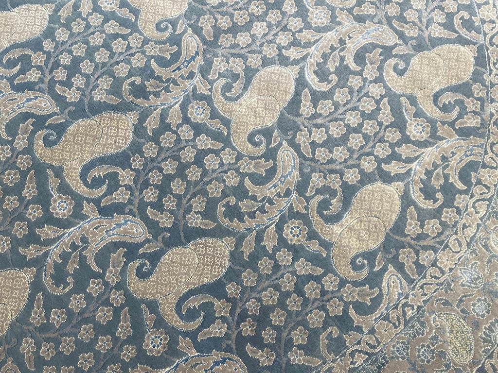 Pelas Silk-Blend Usak Handwoven Round Rug – 062348 by Camel Carpet
