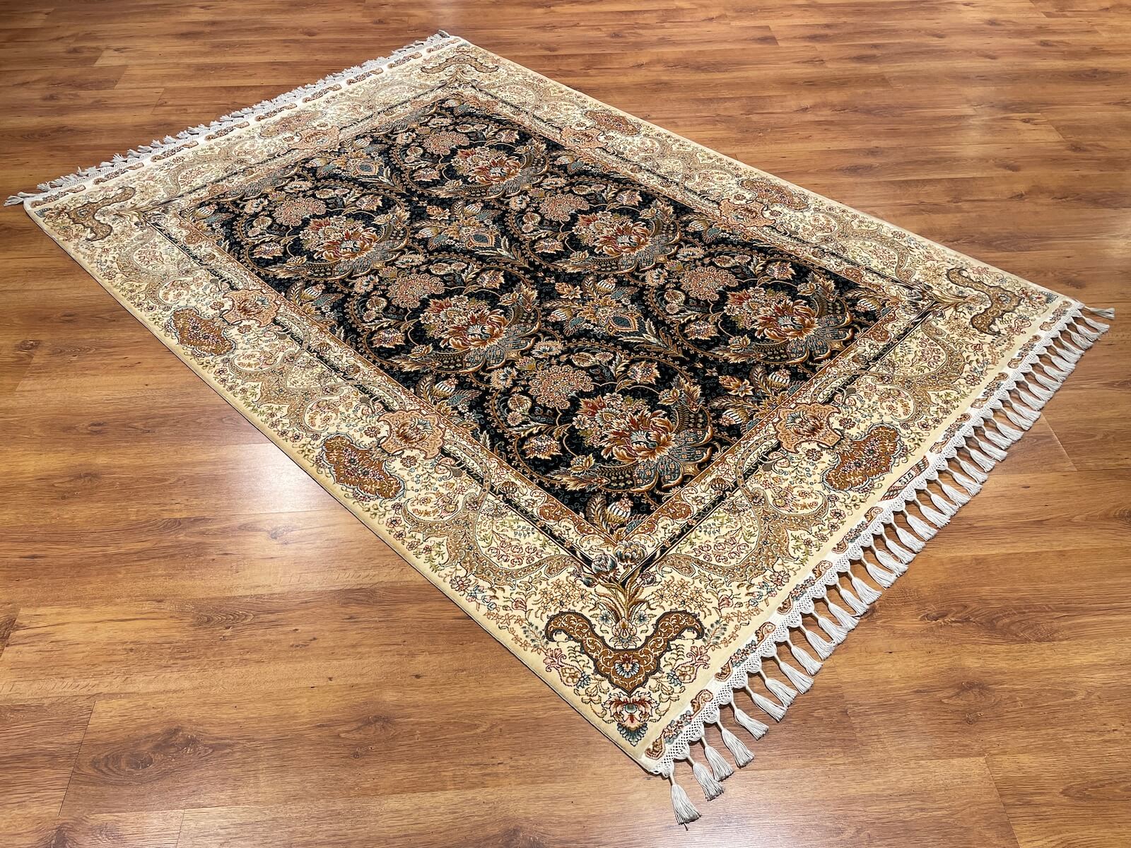 Pure Silk Handwoven Rug – 076082 by Camel Carpet