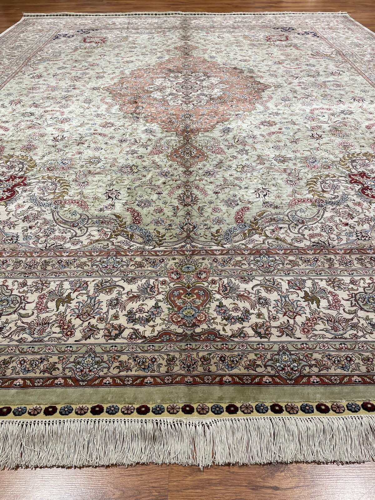 Pure Silk Medallion Handwoven Rug – 077764 by Camel Carpet