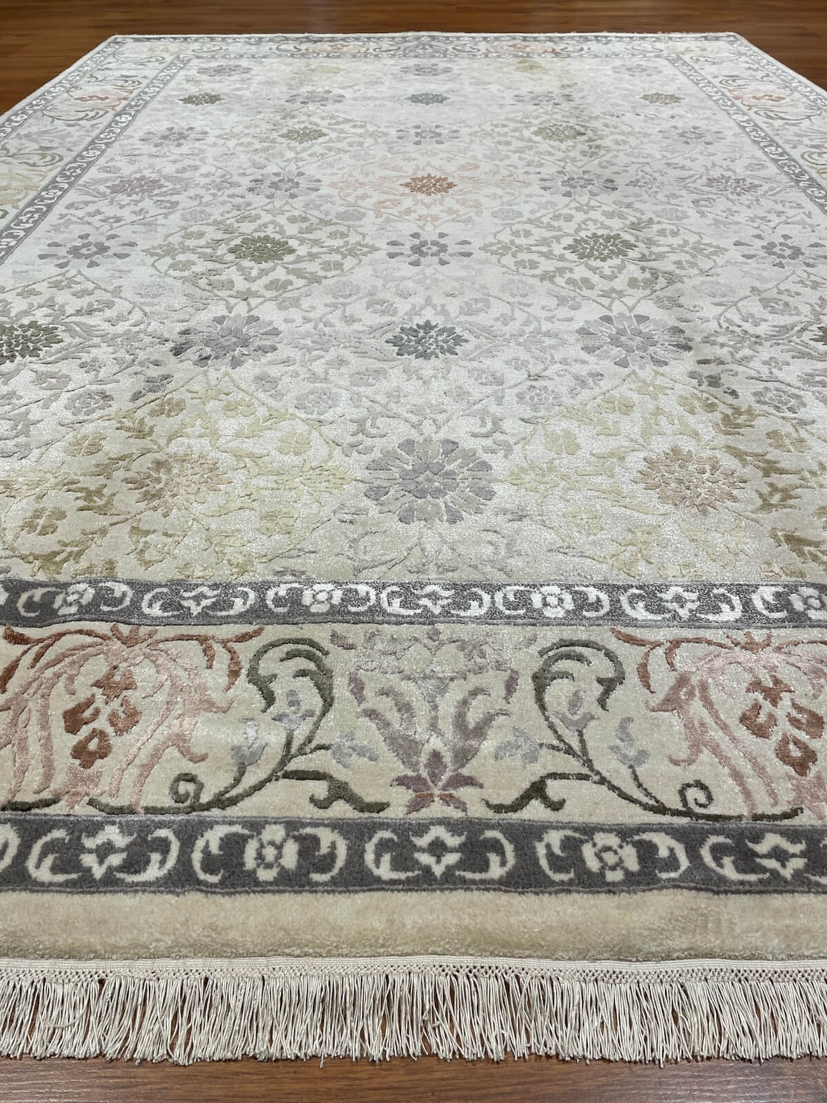 Siraze Silk-Blend Usak Handwoven Rug – 194X275 by Camel Carpet