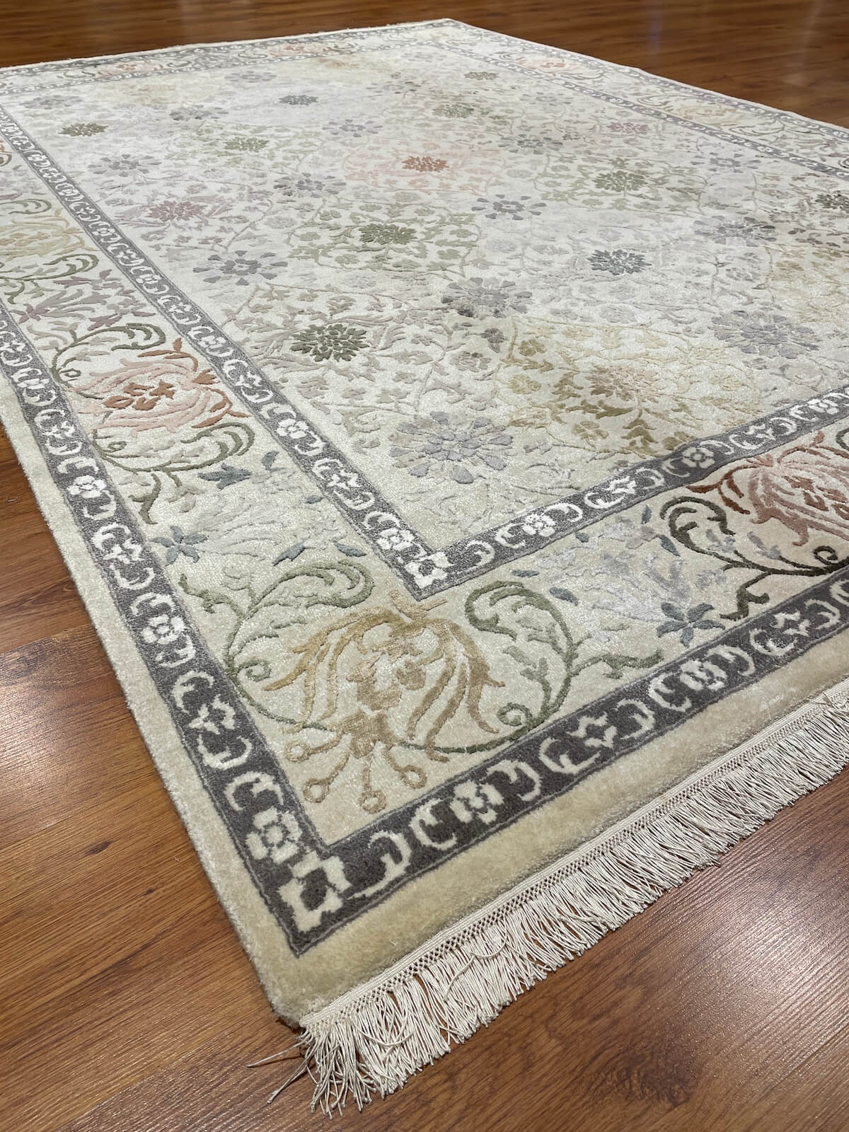 Siraze Silk-Blend Usak Handwoven Rug – 194X275 by Camel Carpet