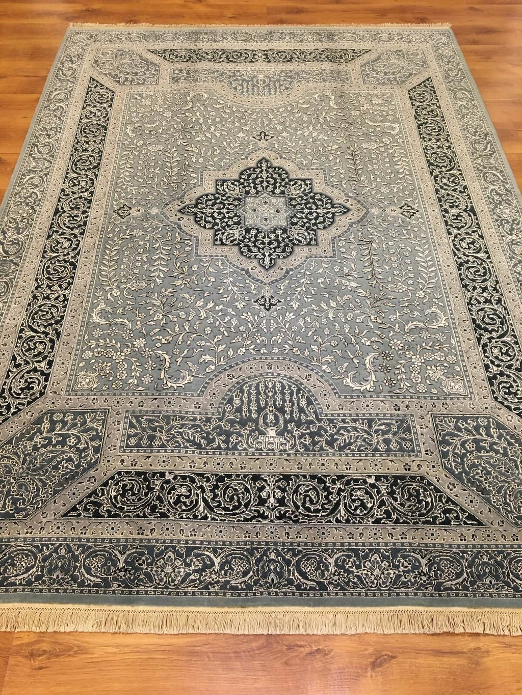 Siraze Silk-Blend Usak Handwoven Rug – 064044 by Camel Carpet