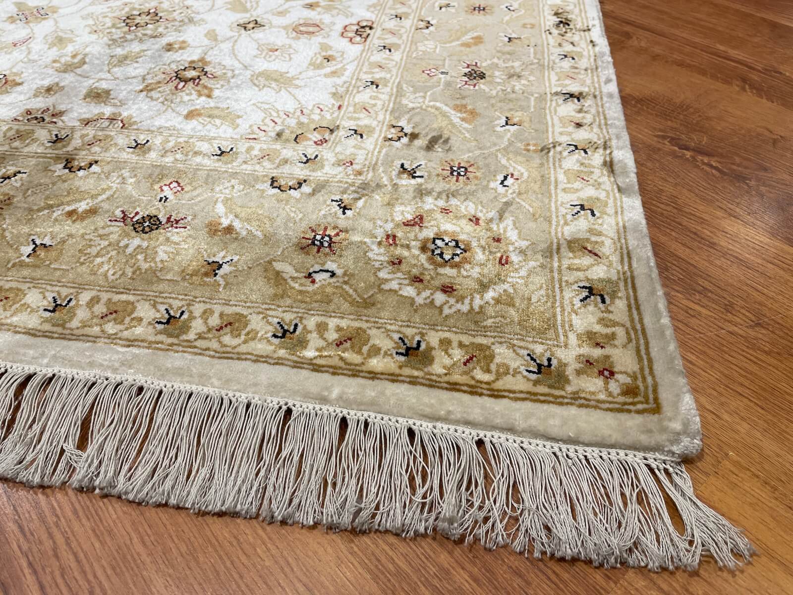 Siraze Silk-Blend Usak Handwoven Rug – 170X240 by Camel Carpet