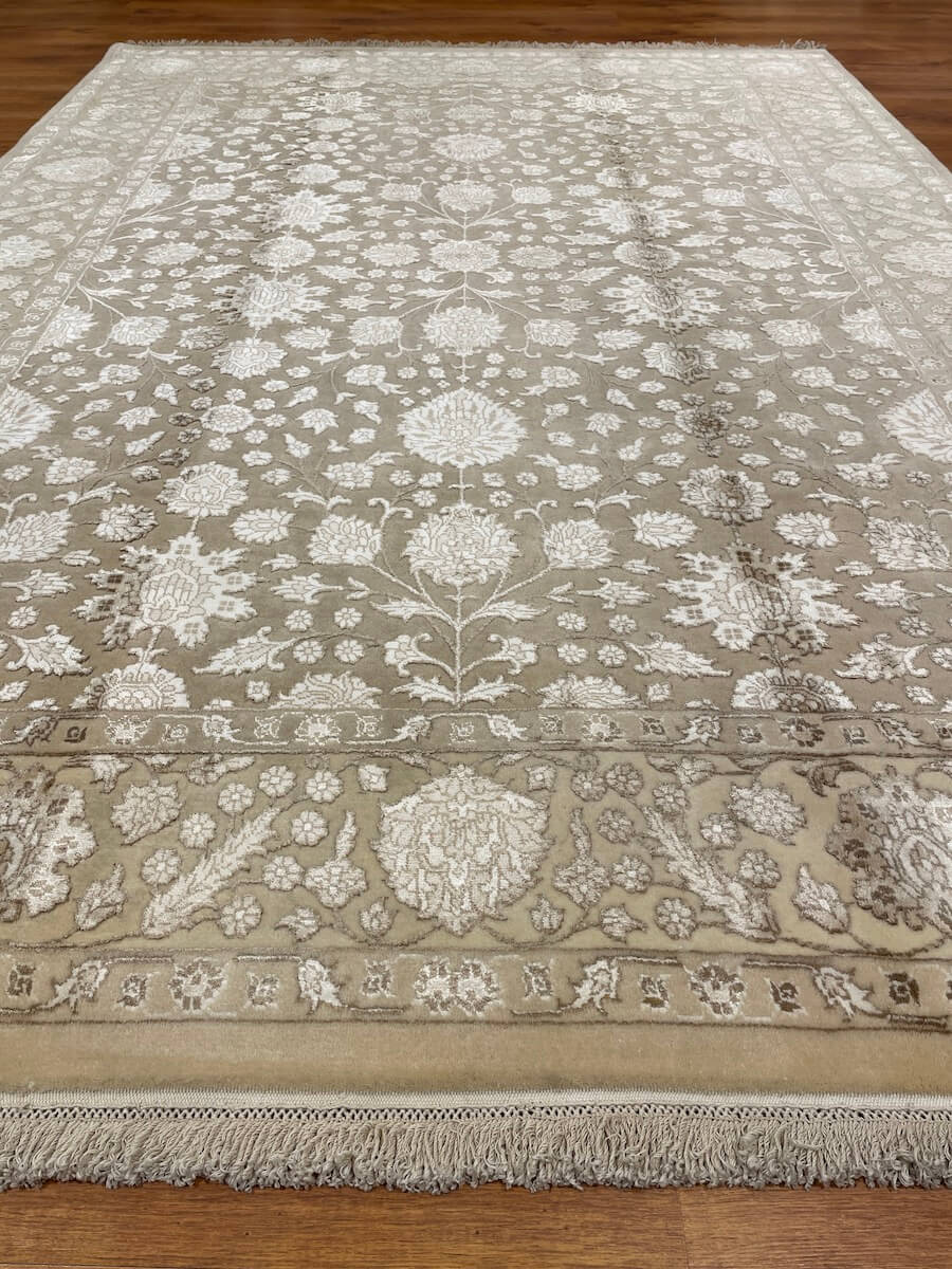 Siraze Silk-Blend Usak Handwoven Rug – 062282 by Camel Carpet