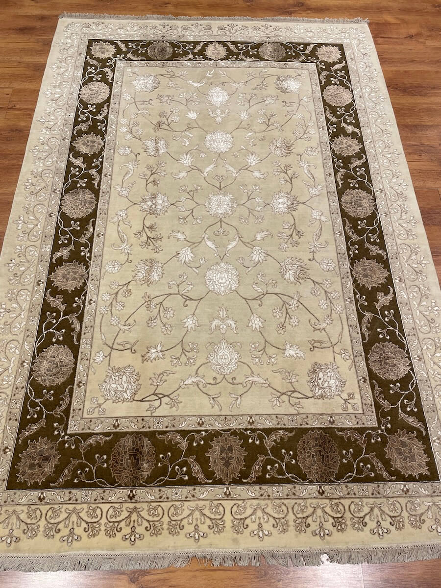 Siraze Silk-Blend Usak Handwoven Rug – 062302 by Camel Carpet