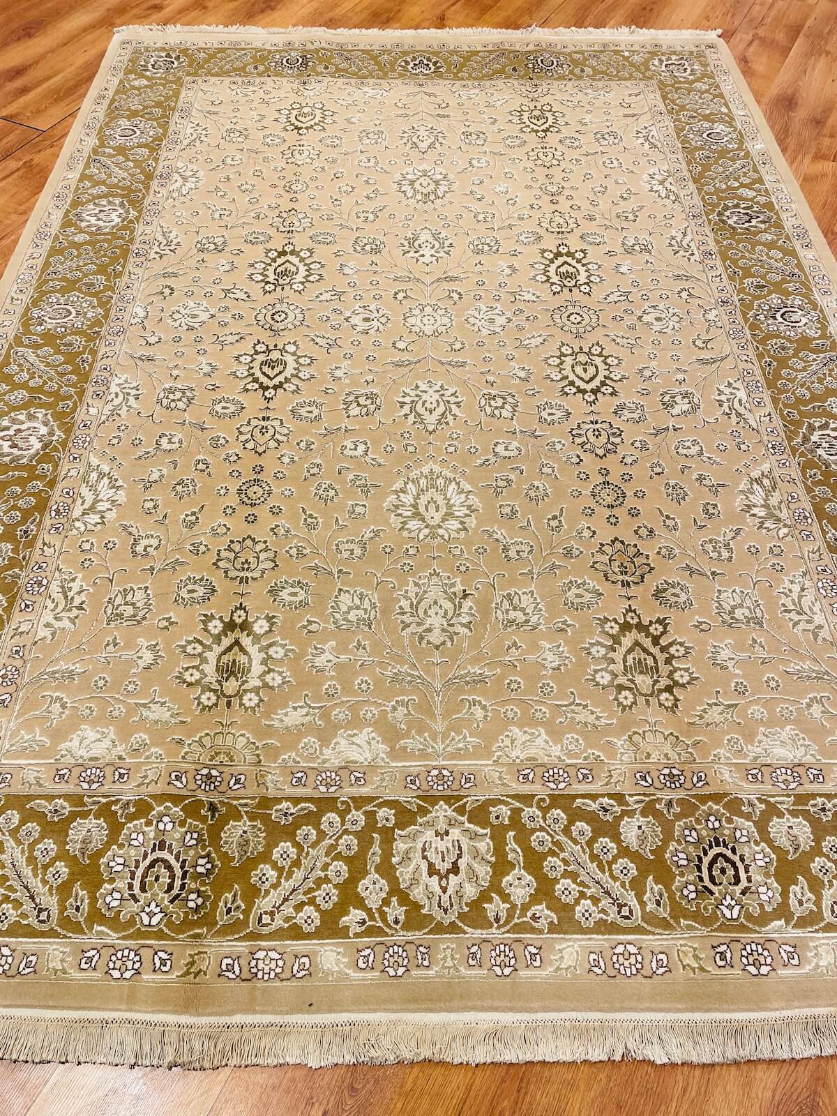 Siraze Silk-Blend Usak Handwoven Rug – 062311 by Camel Carpet