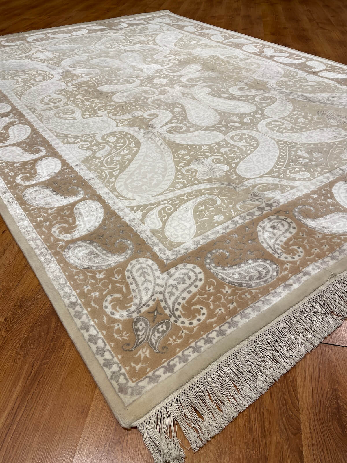 Siraze Silk-Blend Usak Handwoven Rug – 063960 by Camel Carpet