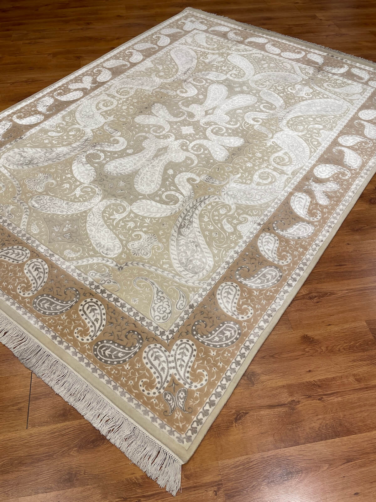 Siraze Silk-Blend Usak Handwoven Rug – 063960 by Camel Carpet