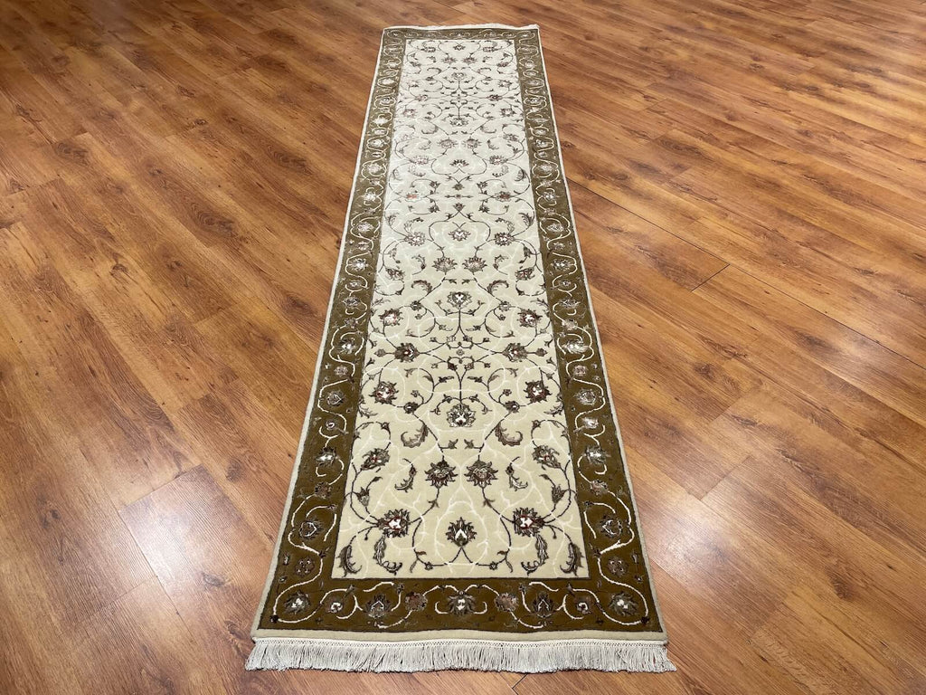 Siraze Silk-Blend Usak Handwoven Runner Rug – 055165 by Camel Carpet