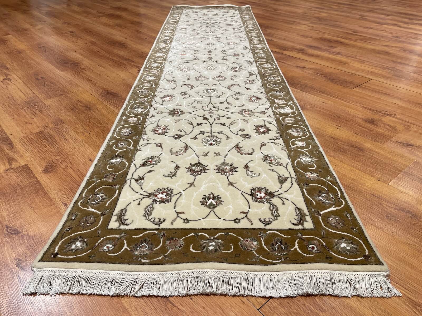 Siraze Silk-Blend Usak Handwoven Runner Rug – 055165 by Camel Carpet